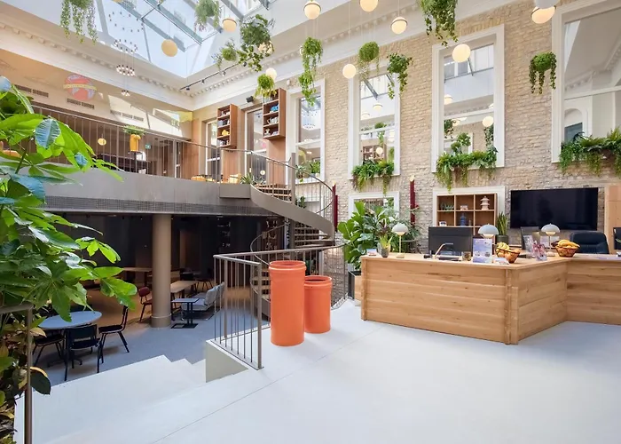 Maverick AthenaeumHostel